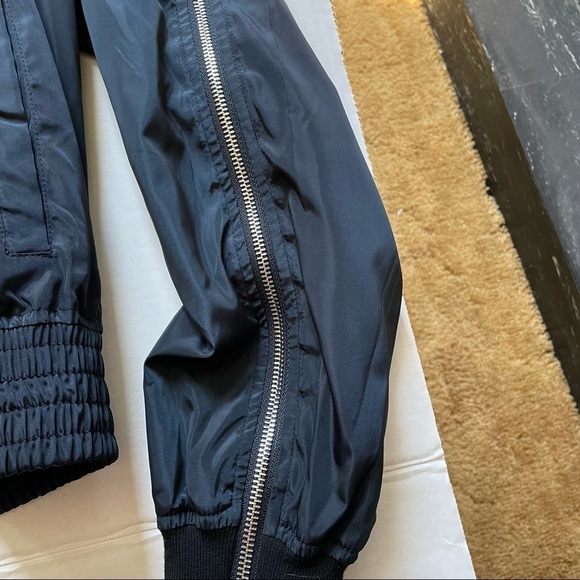 DEX, Bomber style jacket, with zipper detail down arms, unique vibe.. Size M - Picture 5 of 11